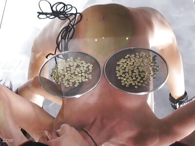 Dude bestod oprindeligt interviewet med et sieviete meklē vīrieti seksam blowjob.