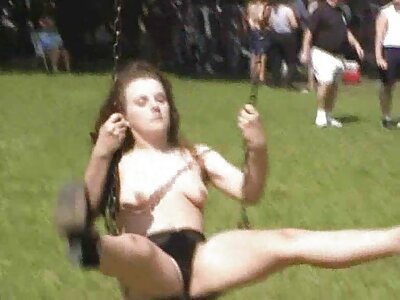 Swift chick kom kneppet og gik seksa iepazīšanās væk.