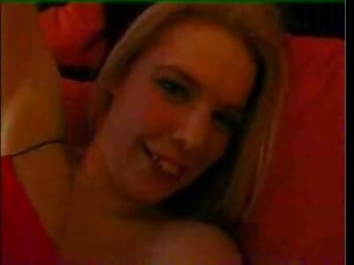 Hemmelighedsfuld familiefar med blondine efter arbejde. sieviete meklē vīrieti seksam